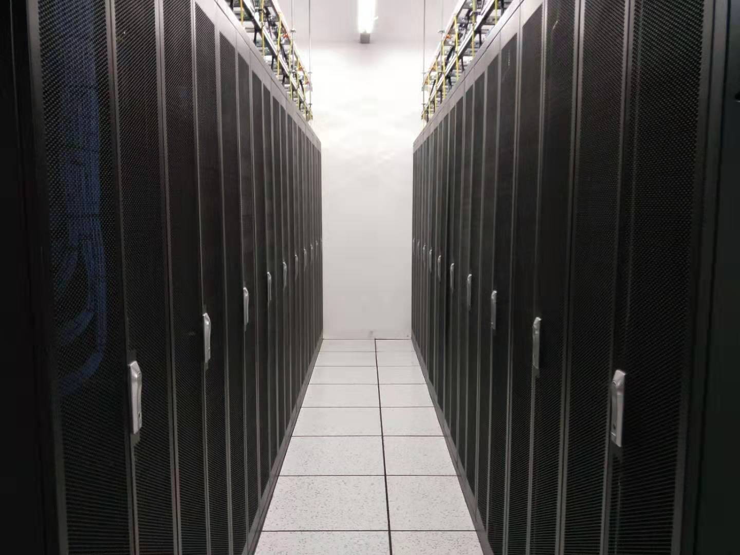 河曲IDC机柜促销季开启